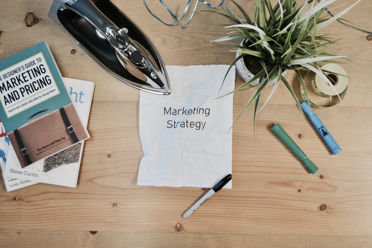 How to use inbound vs outbound marketing [complete guide]
