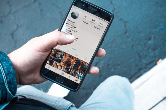 Blog about can instagram really work for B2B marketing?