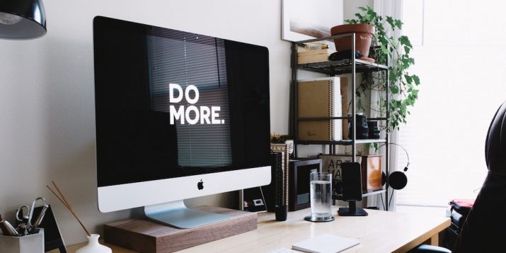 Blog about what's new in social BI: Data sources, charts, and exports