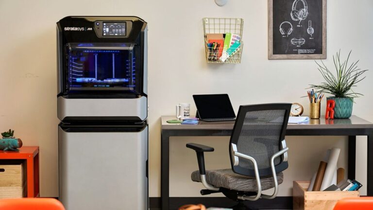 The 3D Printing Marketing Shift from Physical to Digital: Hear from the Experts