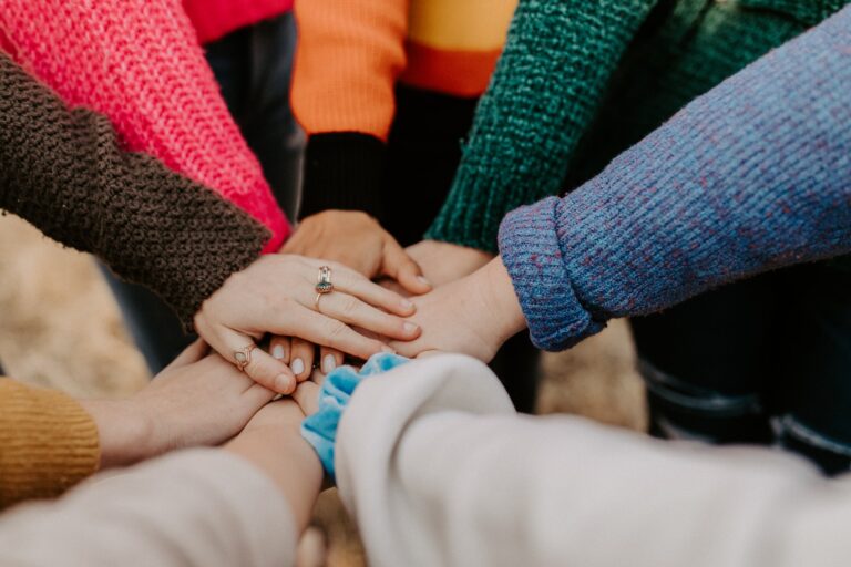 A guide to buying a B2B employee advocacy platform