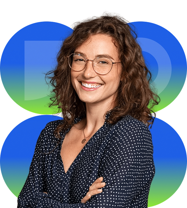 Happy customer smiling, demonstrating the value of our end-to-end customer support for social media strategy.