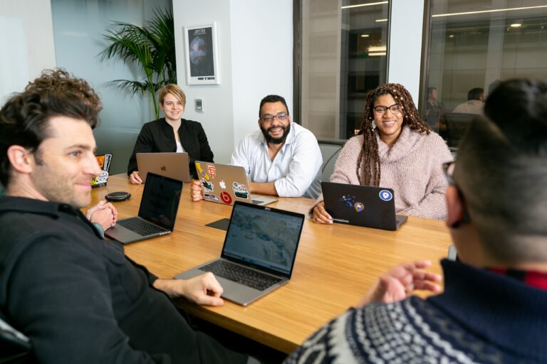 How to Develop a Strong Employer Brand on LinkedIn