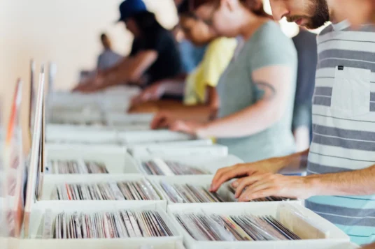 5 content curation best practices for B2B marketers visual guide