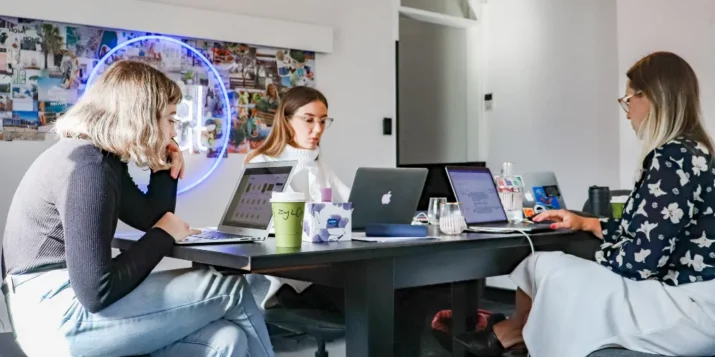 Why employee advocacy is critical to your brand’s success visual guide