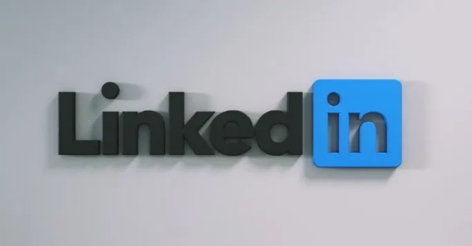 How LinkedIn Showcase pages can increase advocacy visual guide