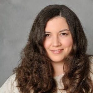 Nina Zoukelman headshot